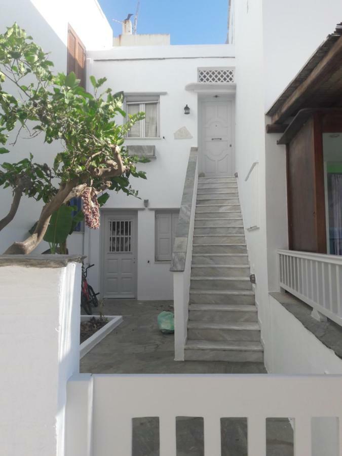 4Epoxes Apartment Tinos Luaran gambar