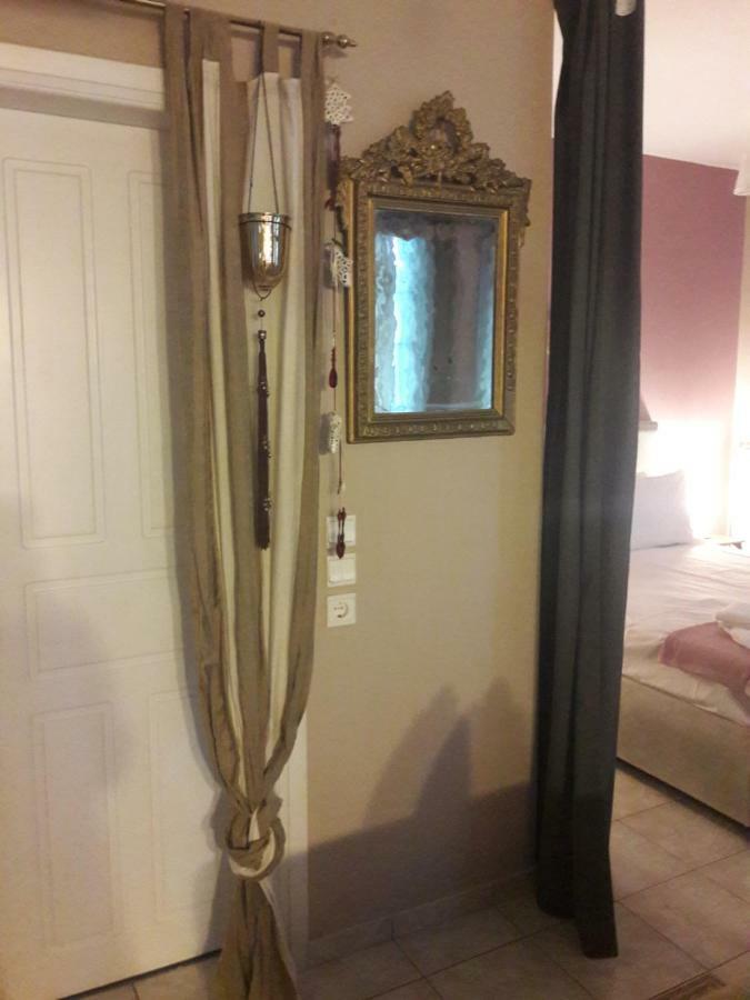4Epoxes Apartment Tinos Luaran gambar